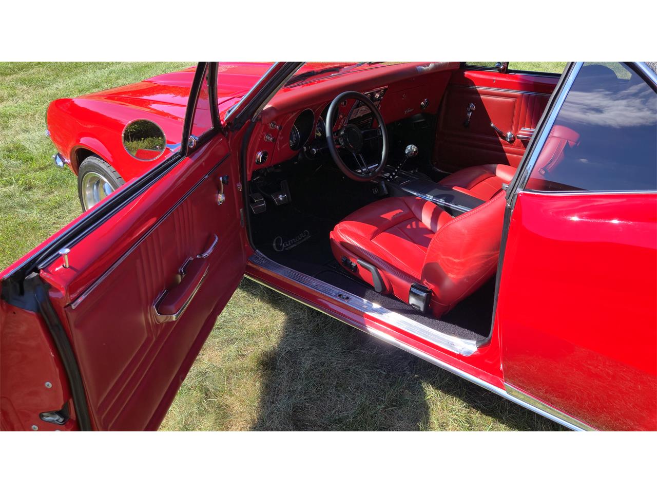 Chevrolet-Camaro-rsss-1967-Red-Red-17