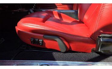 Chevrolet-Camaro-rsss-1967-Red-Red-25