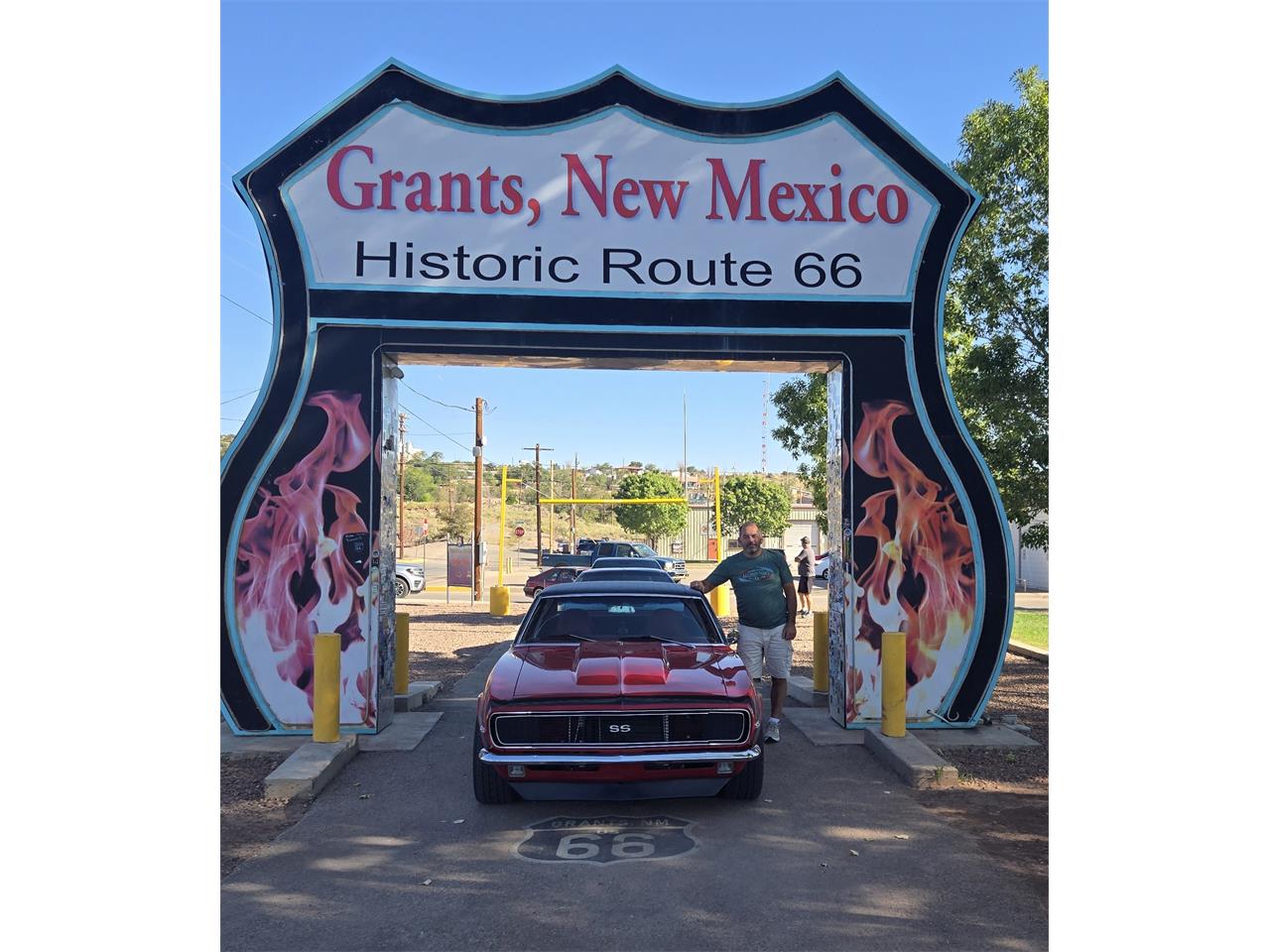 Chevrolet-Camaro-rsss-1967-Red-Red-37