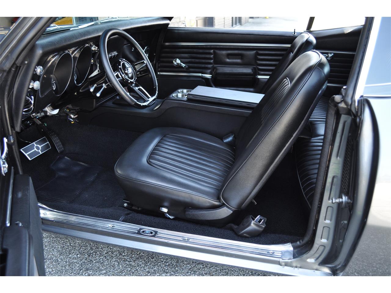 Chevrolet-Camaro-ss-1968-Grey-Black-36
