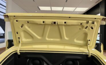 Chevrolet-Camaro-ss-1968-Yellow-Black-33
