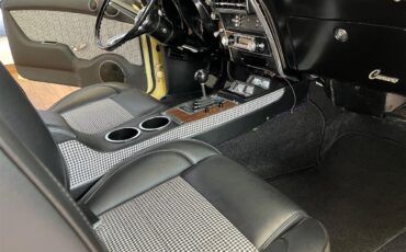 Chevrolet-Camaro-ss-1968-Yellow-Black-4