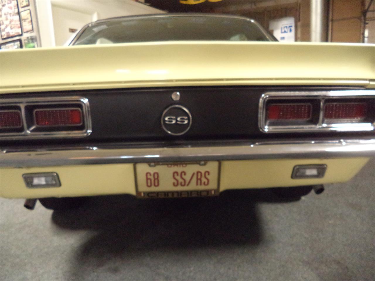 Chevrolet-Camaro-ss-1968-Yellow-Houndstooth