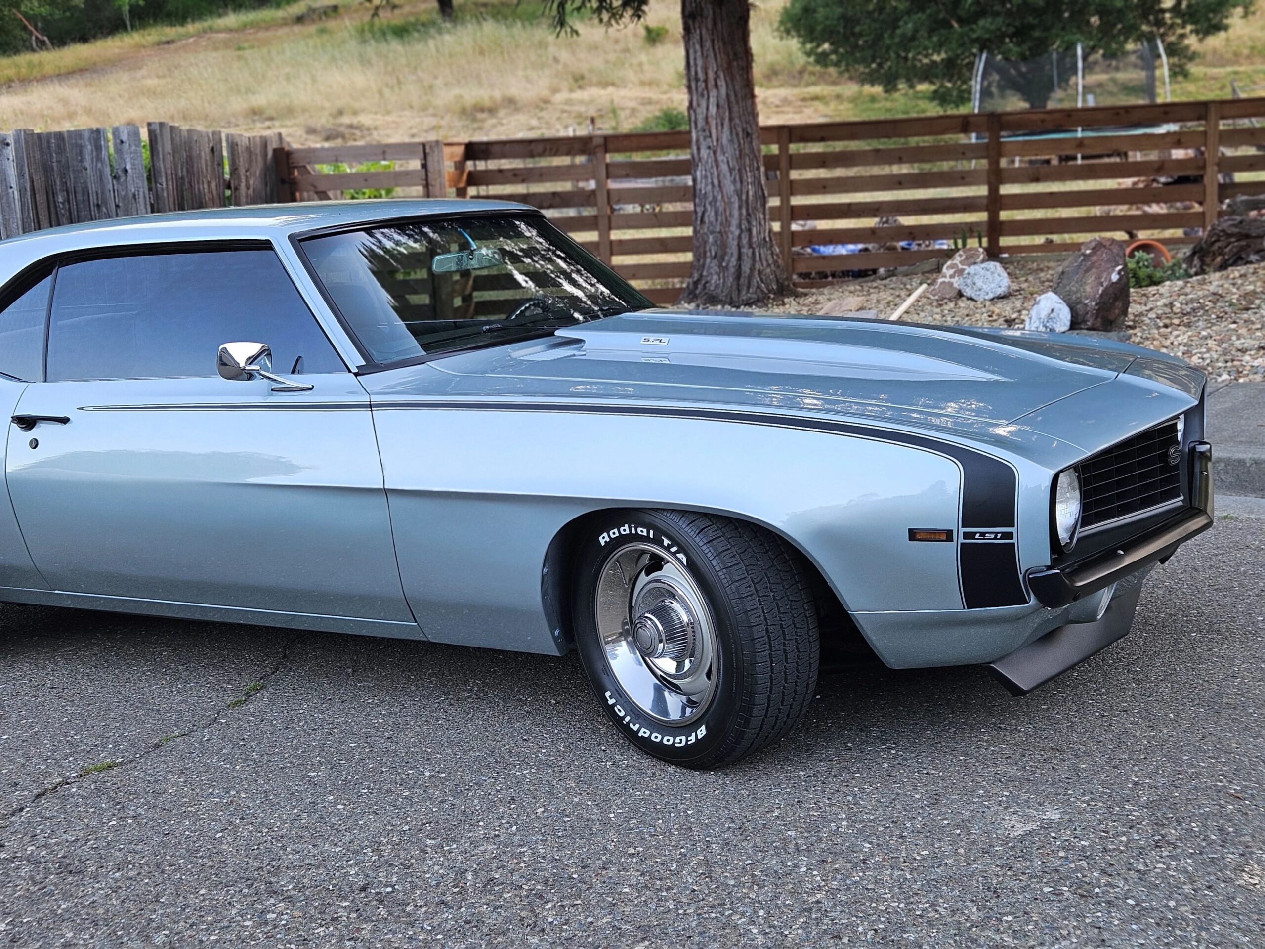 Chevrolet-Camaro-ss-1969-Silver-Black-22