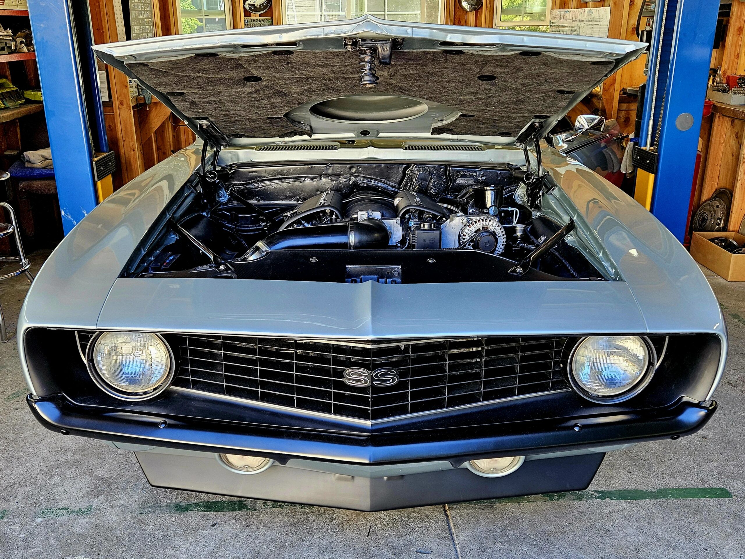 Chevrolet-Camaro-ss-1969-Silver-Black-26