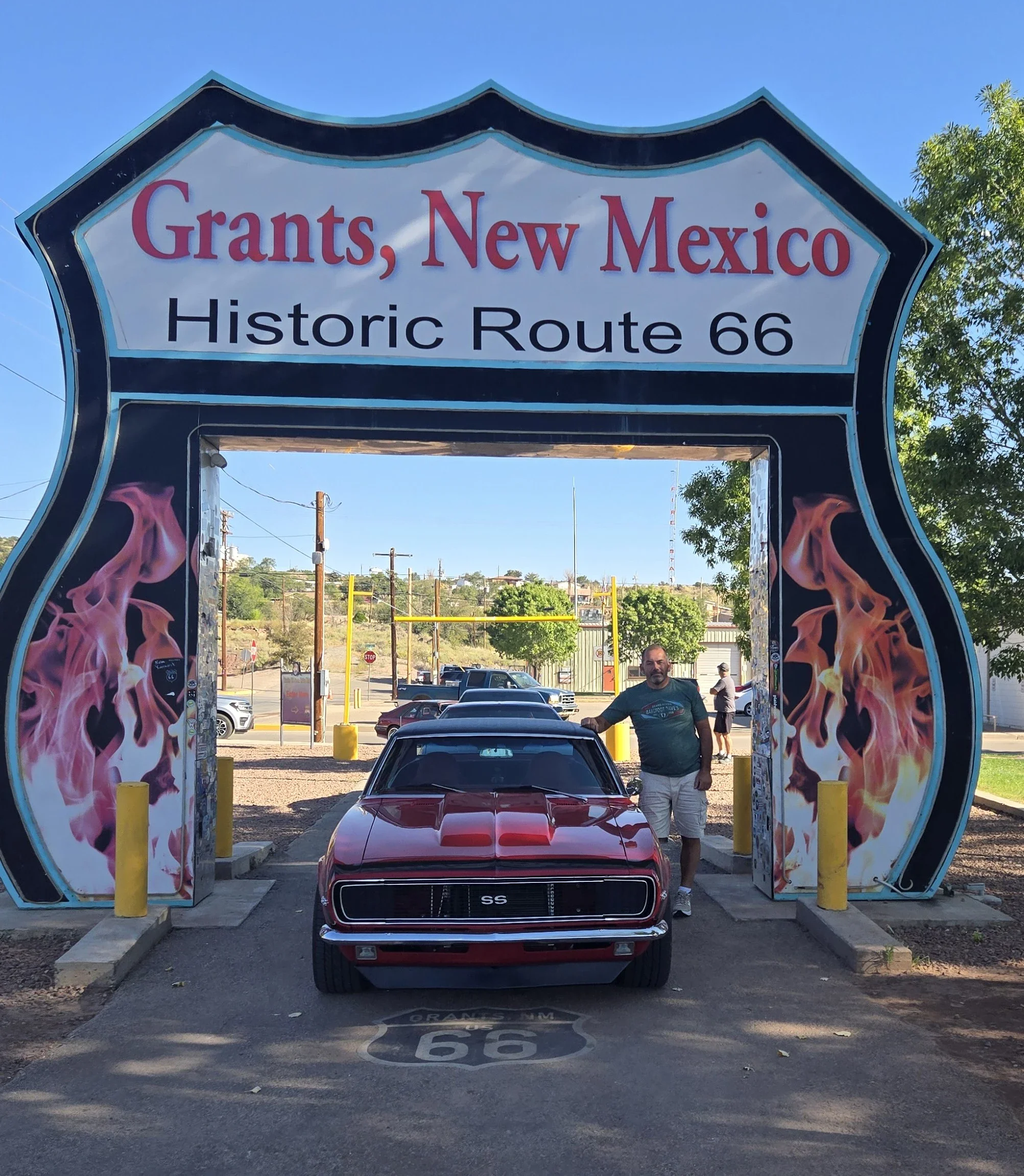Chevrolet-Camaro-ss-coupe-1967-Red-Red-7