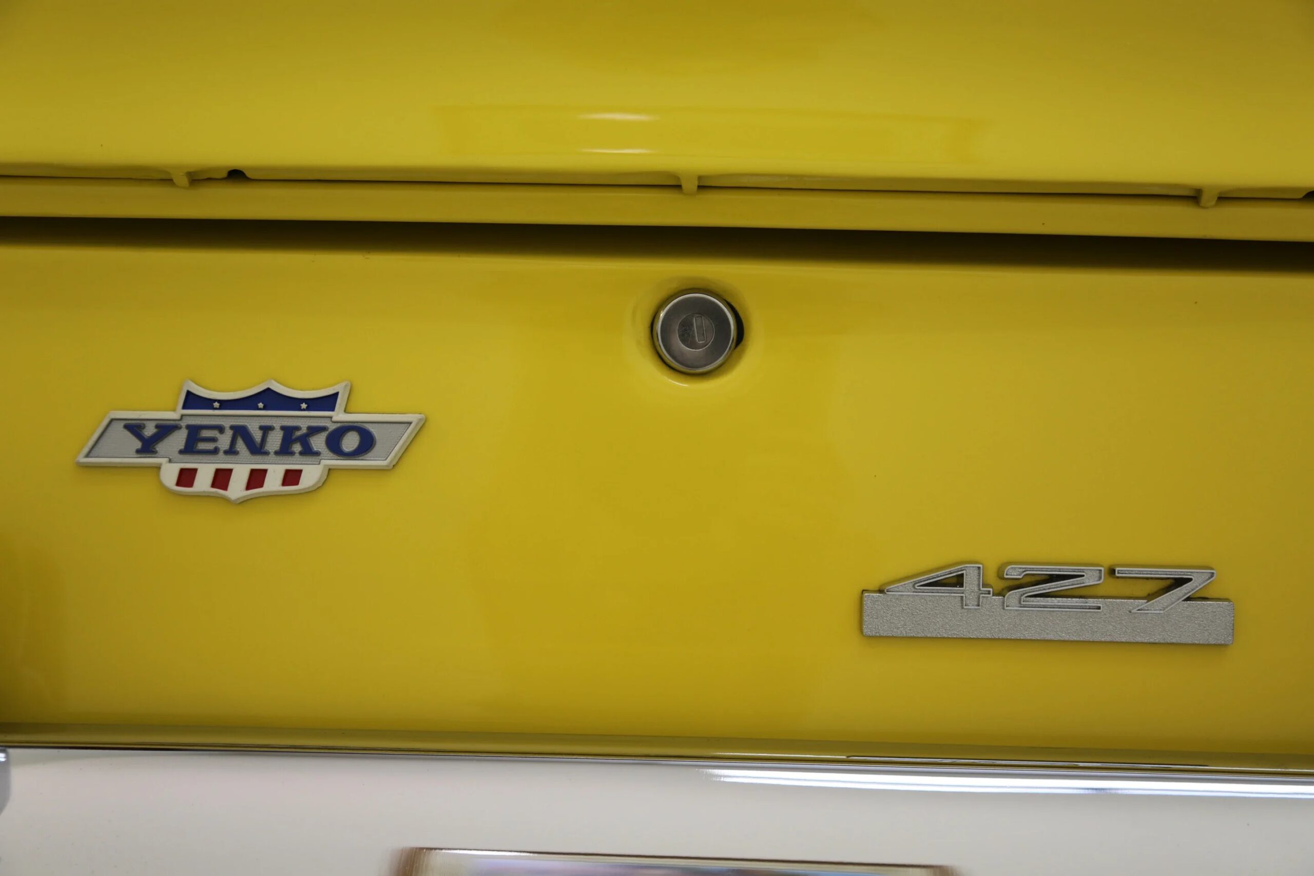 Chevrolet-Camaro-ss-yenko-clone-1969-Yellow-Black-19