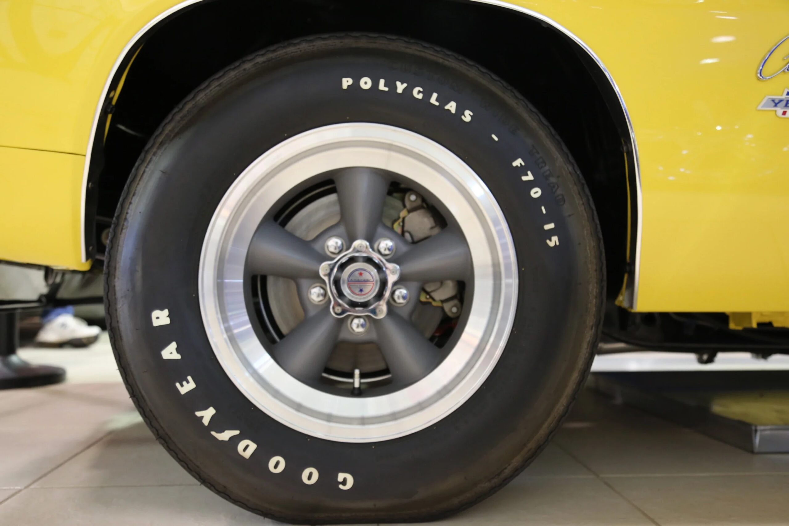Chevrolet-Camaro-ss-yenko-clone-1969-Yellow-Black-28