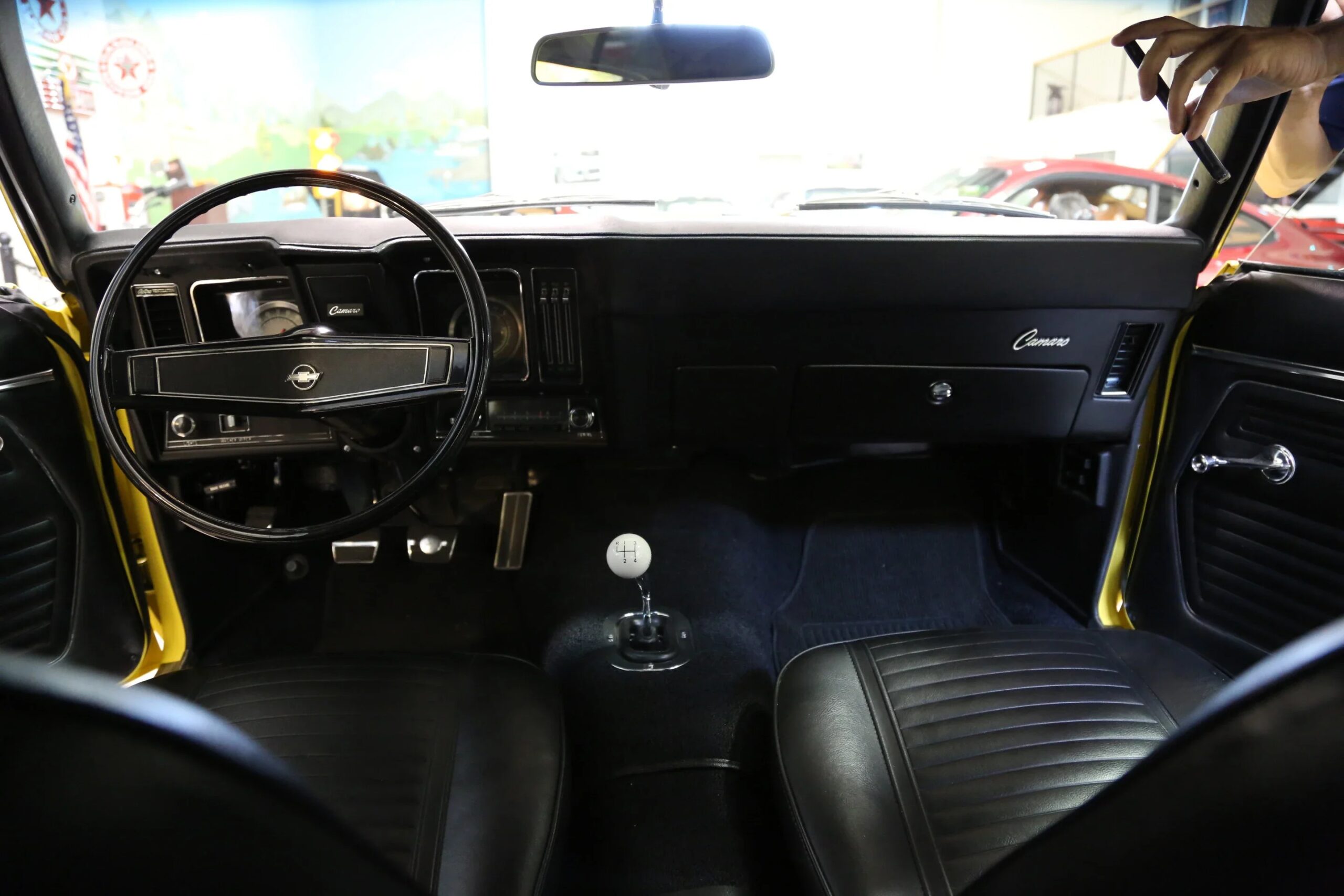 Chevrolet-Camaro-ss-yenko-clone-1969-Yellow-Black-30