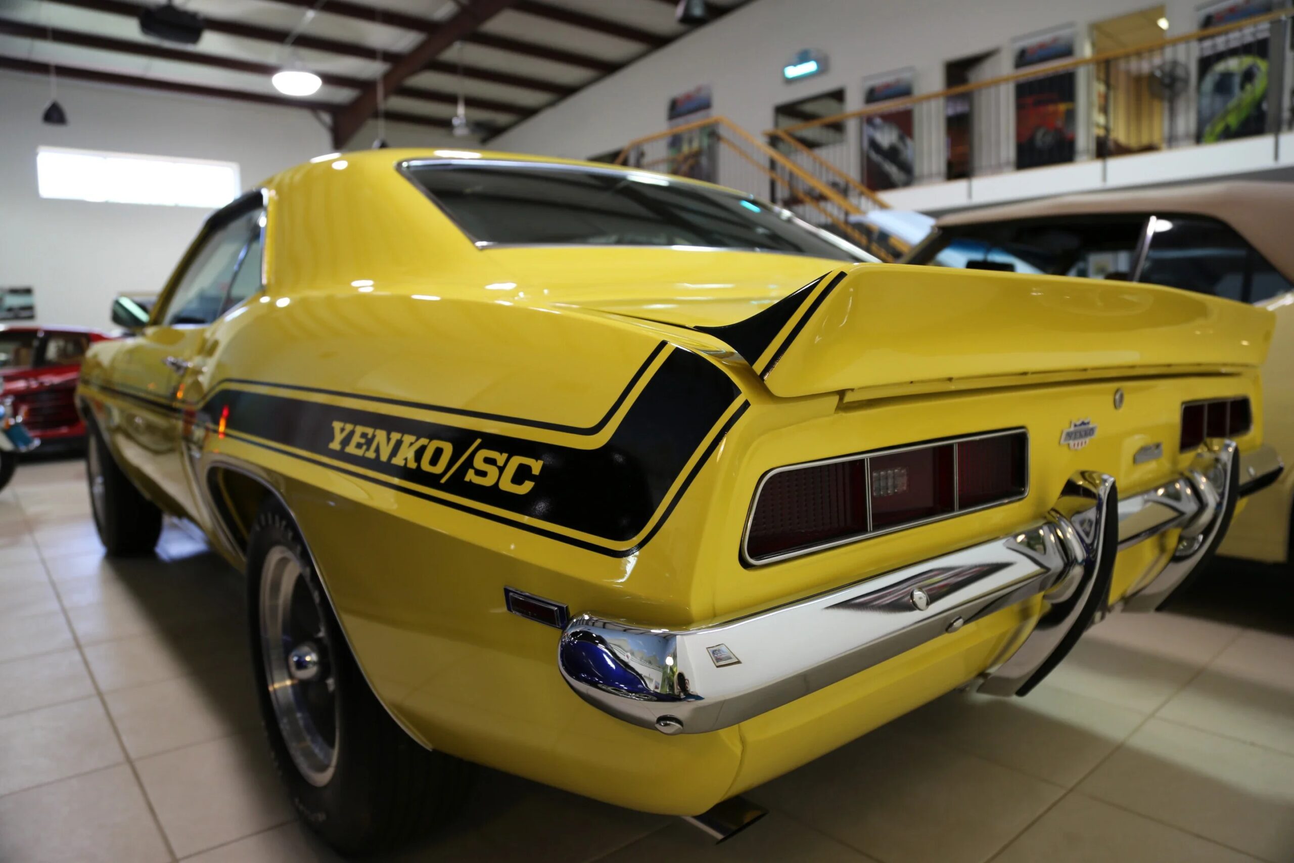 Chevrolet-Camaro-ss-yenko-clone-1969-Yellow-Black-8