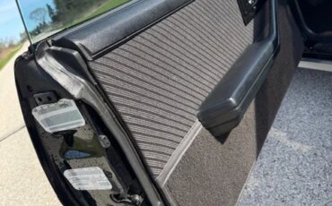 Chevrolet-Camaro-z28-1984-Black-Gray-17