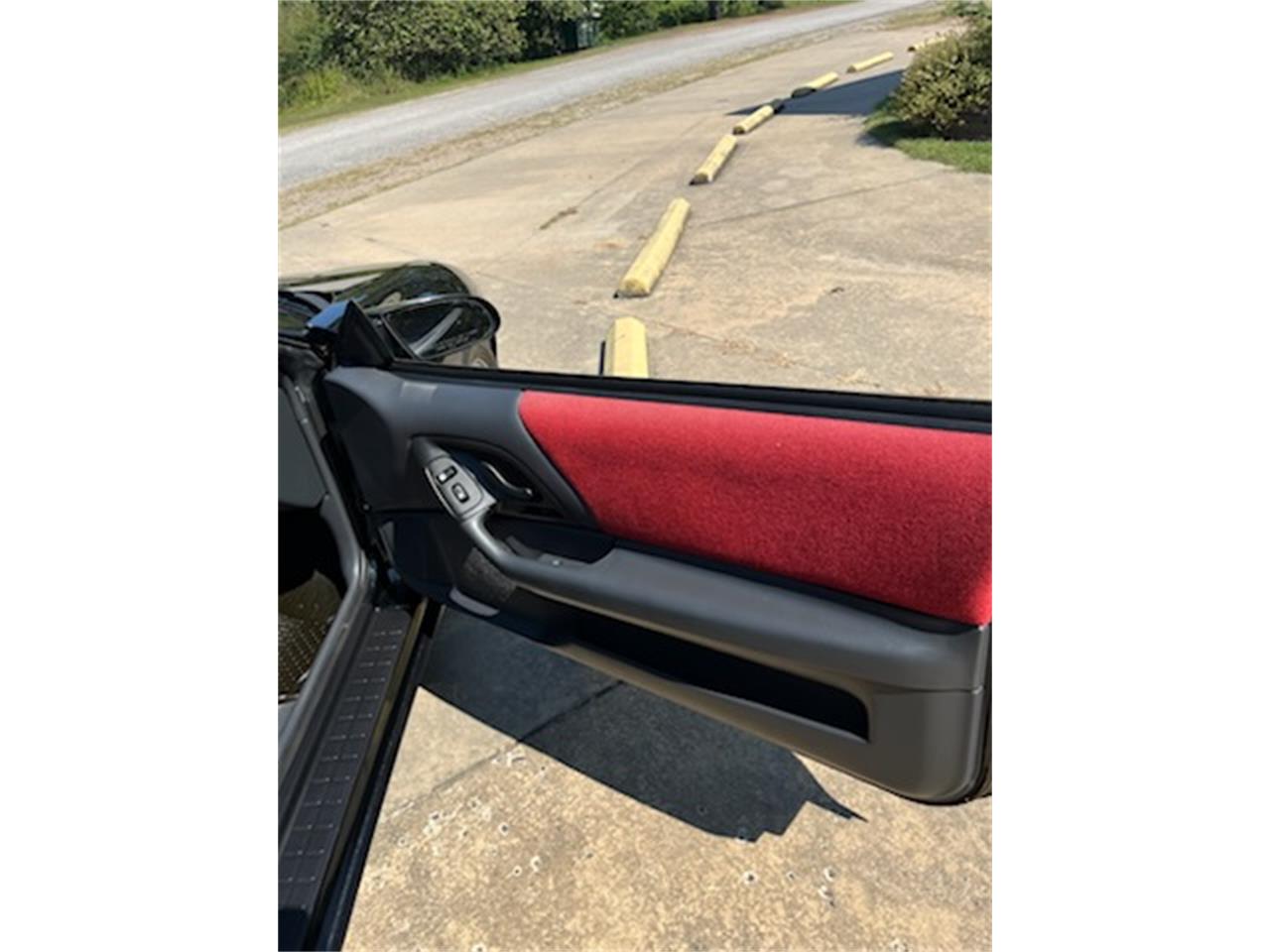 Chevrolet-Camaro-z28-1994-Black-Black-and-red-13