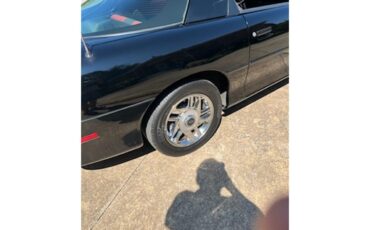 Chevrolet-Camaro-z28-1994-Black-Black-and-red-7