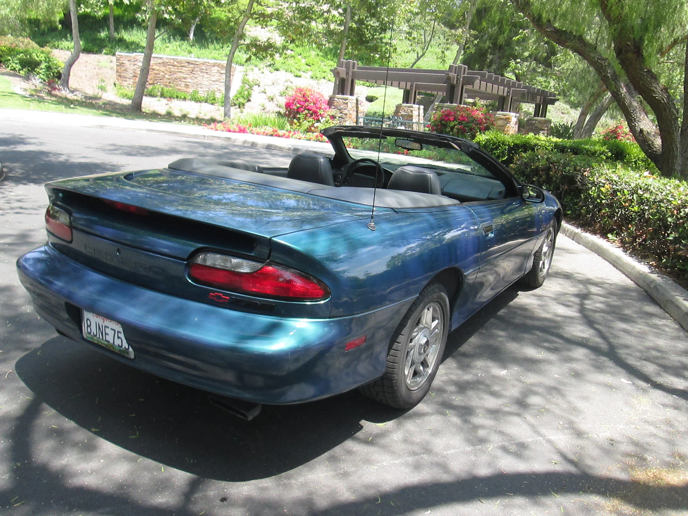 Chevrolet-Camaro-z28-convertible-1995-Turquoise-Black-6