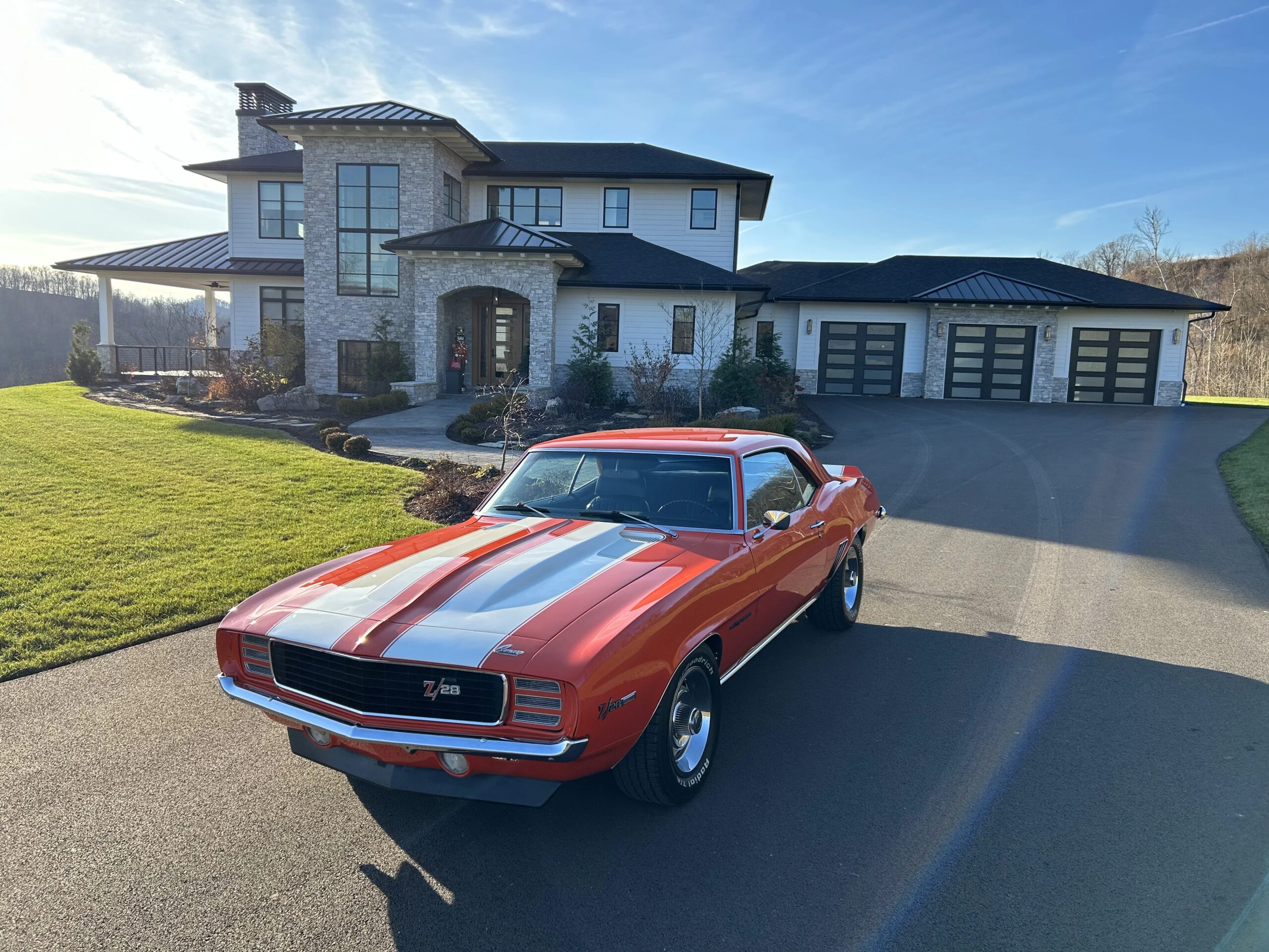 Chevrolet-Camaro-z28-coupe-1969-Orange-Black-11