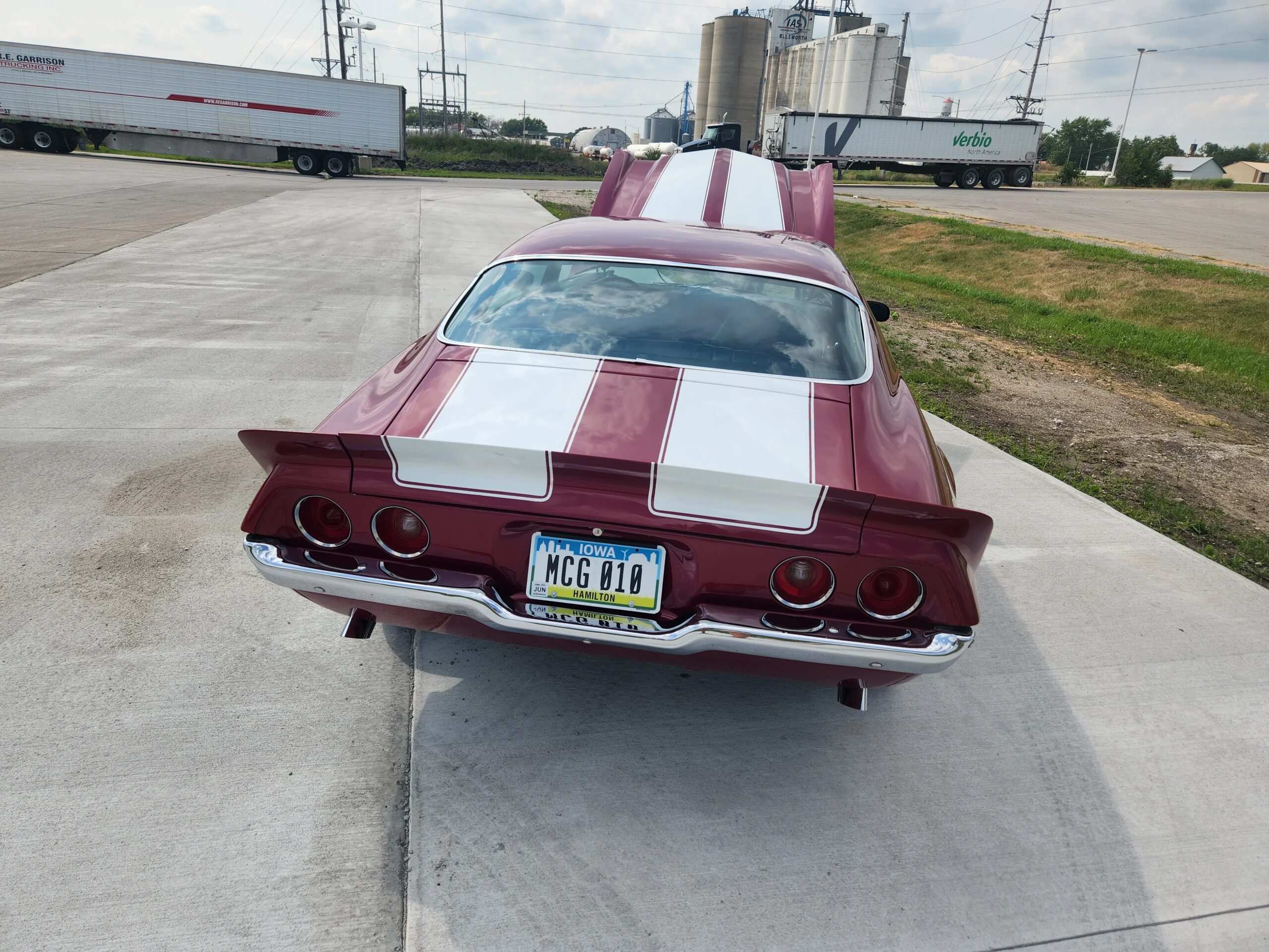 Chevrolet-Camaro-z28-coupe-1973-Burgundy-Black-5