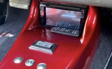 Chevrolet-Camaro-z28-coupe-1981-Red-Black-8