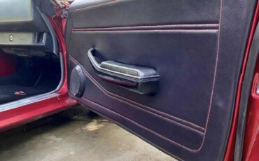 Chevrolet-Camaro-z28-coupe-1981-Red-Black-9