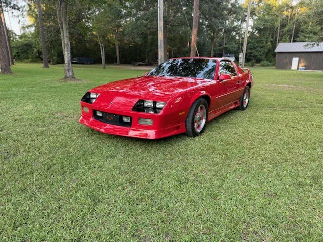 Chevrolet-Camaro-z28-coupe-1991-Red-Gray