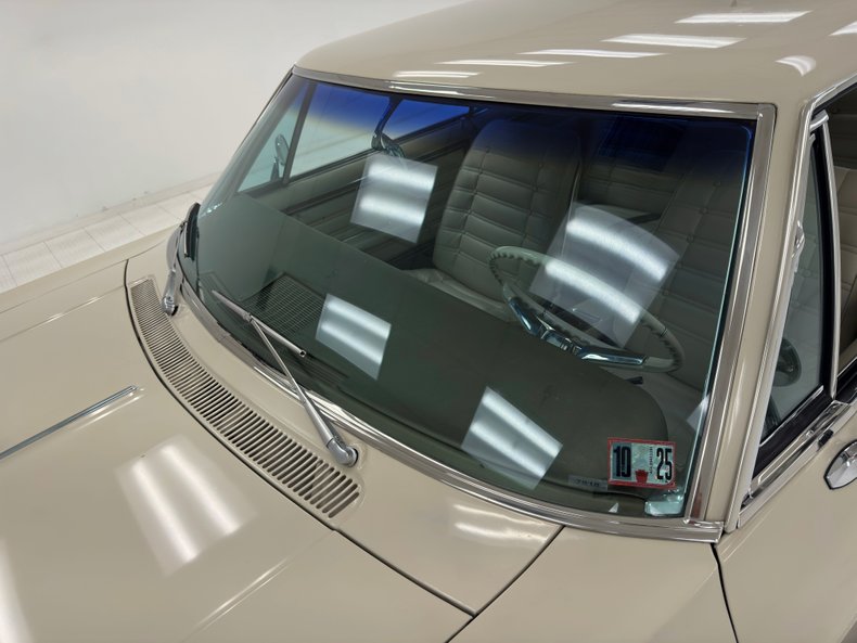 Chevrolet-Caprice-1966-Cameo-Beige-Fawn-17