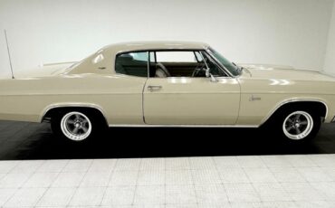Chevrolet-Caprice-1966-Cameo-Beige-Fawn-9