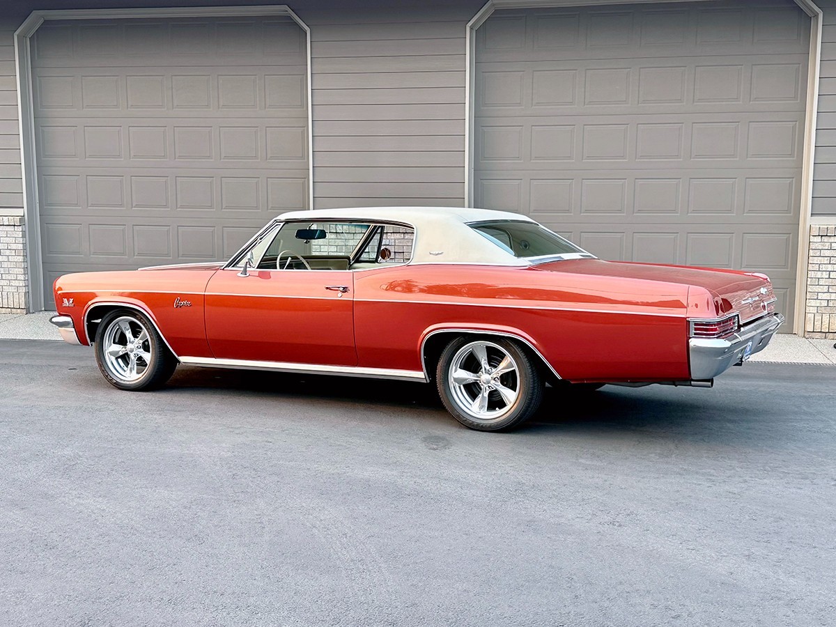 Chevrolet-Caprice-1966-Hardtop-4