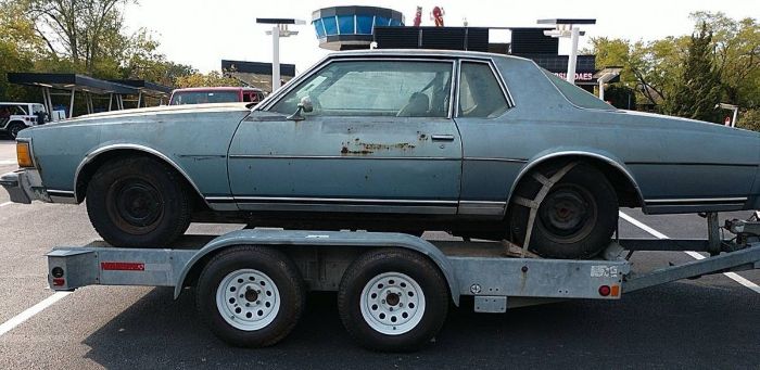 Chevrolet-Caprice-1979-Blue