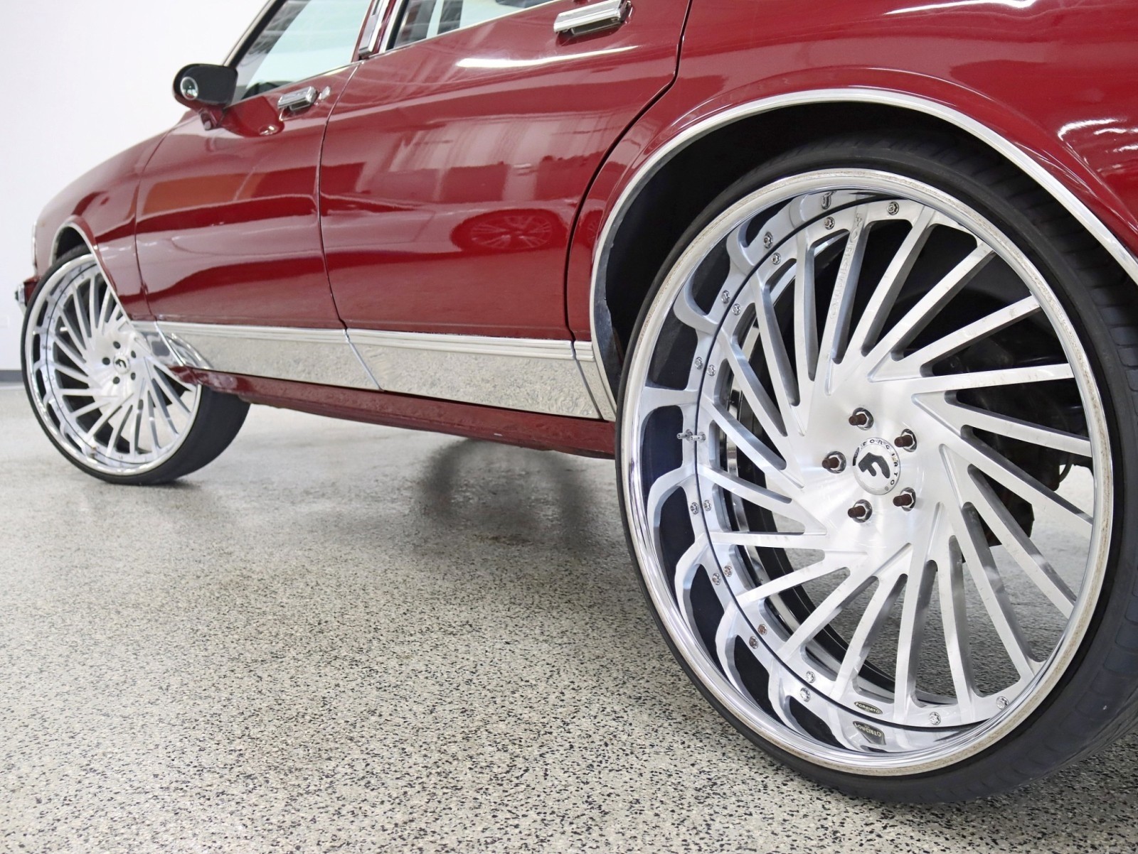 Chevrolet-Caprice-1984-Sedan-11