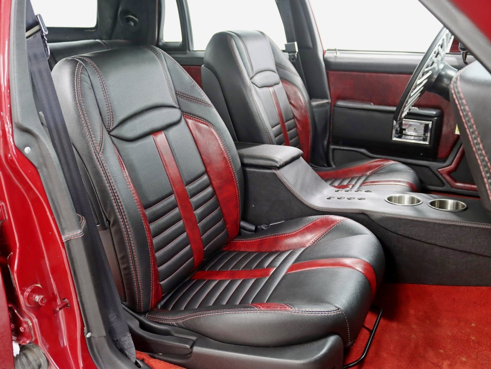 Chevrolet-Caprice-1984-Sedan-20