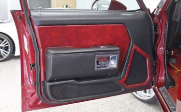 Chevrolet-Caprice-1984-Sedan-26