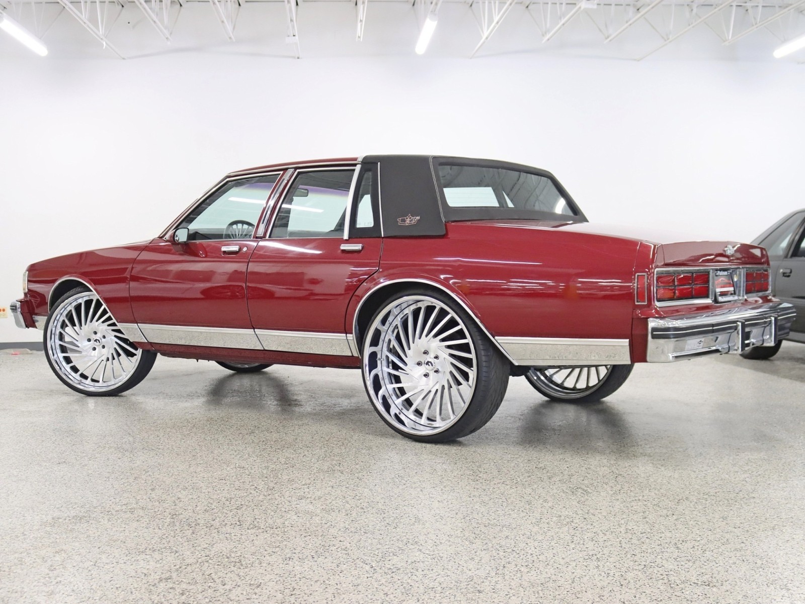 Chevrolet-Caprice-1984-Sedan-8