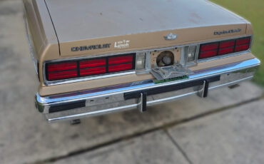 Chevrolet-Caprice-1987-Sedan-3