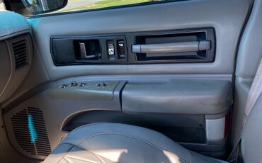 Chevrolet-Caprice-1995-12