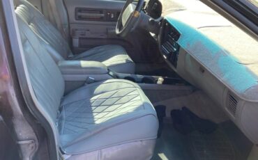 Chevrolet-Caprice-1995-16