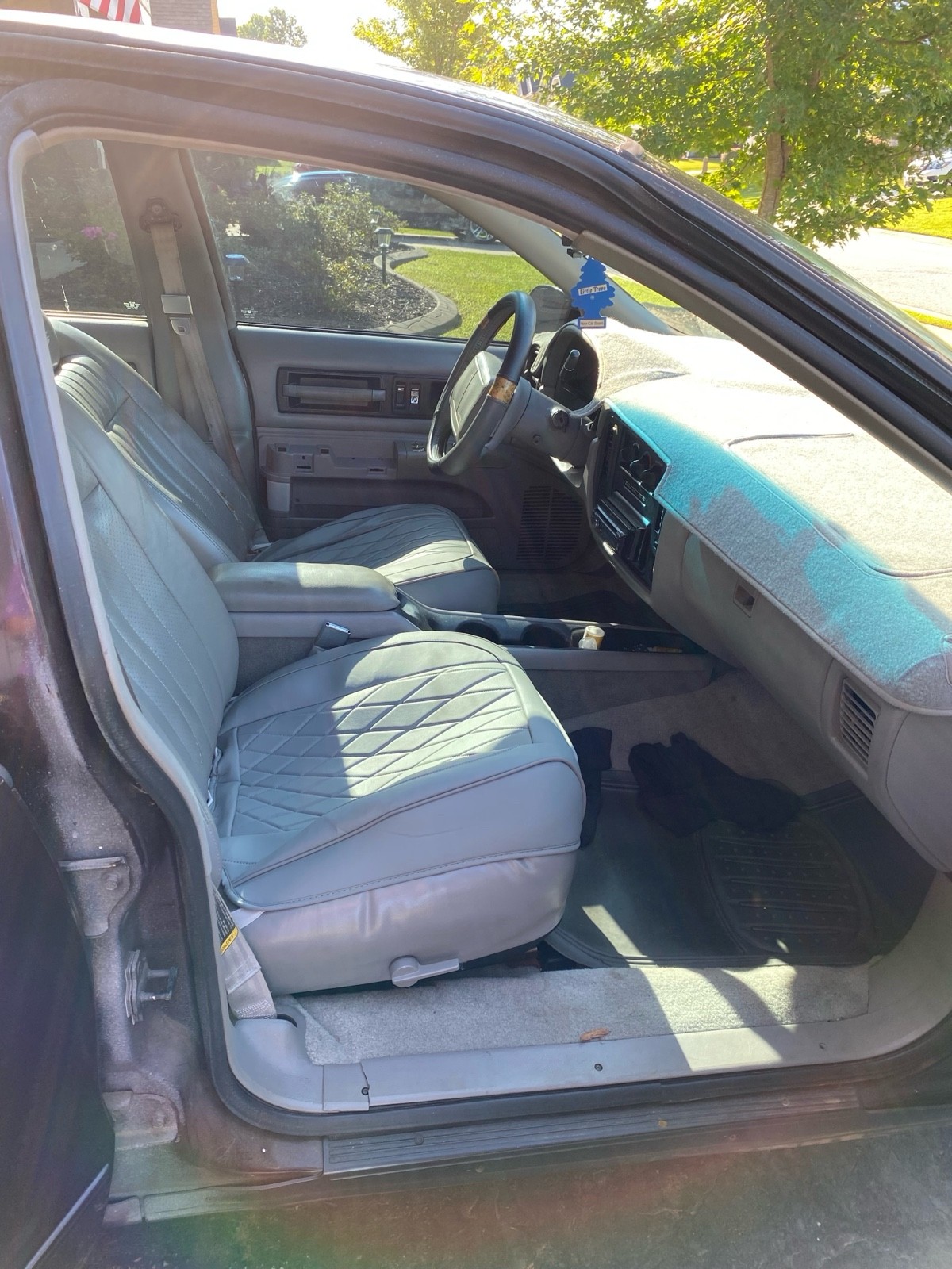 Chevrolet-Caprice-1995-16