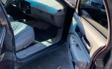 Chevrolet-Caprice-1995-17