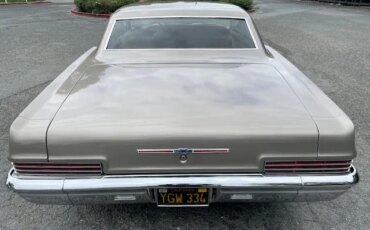 Chevrolet-Caprice-classic-coupe-1966-Brown-Off-White-12