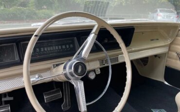 Chevrolet-Caprice-classic-coupe-1966-Brown-Off-White-17
