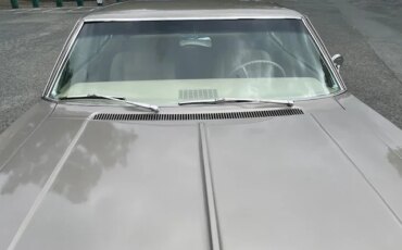 Chevrolet-Caprice-classic-coupe-1966-Brown-Off-White-19