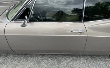 Chevrolet-Caprice-classic-coupe-1966-Brown-Off-White-21