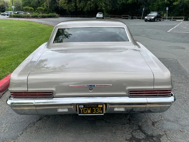 Chevrolet-Caprice-classic-coupe-1966-Brown-Off-White-5