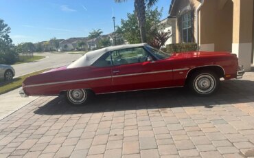 Chevrolet-Caprice-classic-coupe-1975-Red-White-4