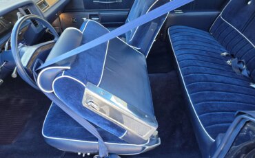 Chevrolet-Caprice-classic-coupe-1976-Blue-Blue-15