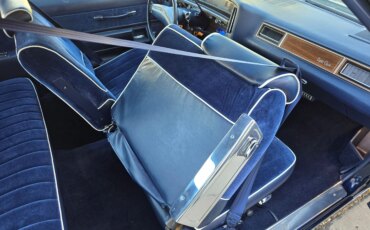 Chevrolet-Caprice-classic-coupe-1976-Blue-Blue-17