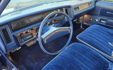 Chevrolet-Caprice-classic-coupe-1976-Blue-Blue-18