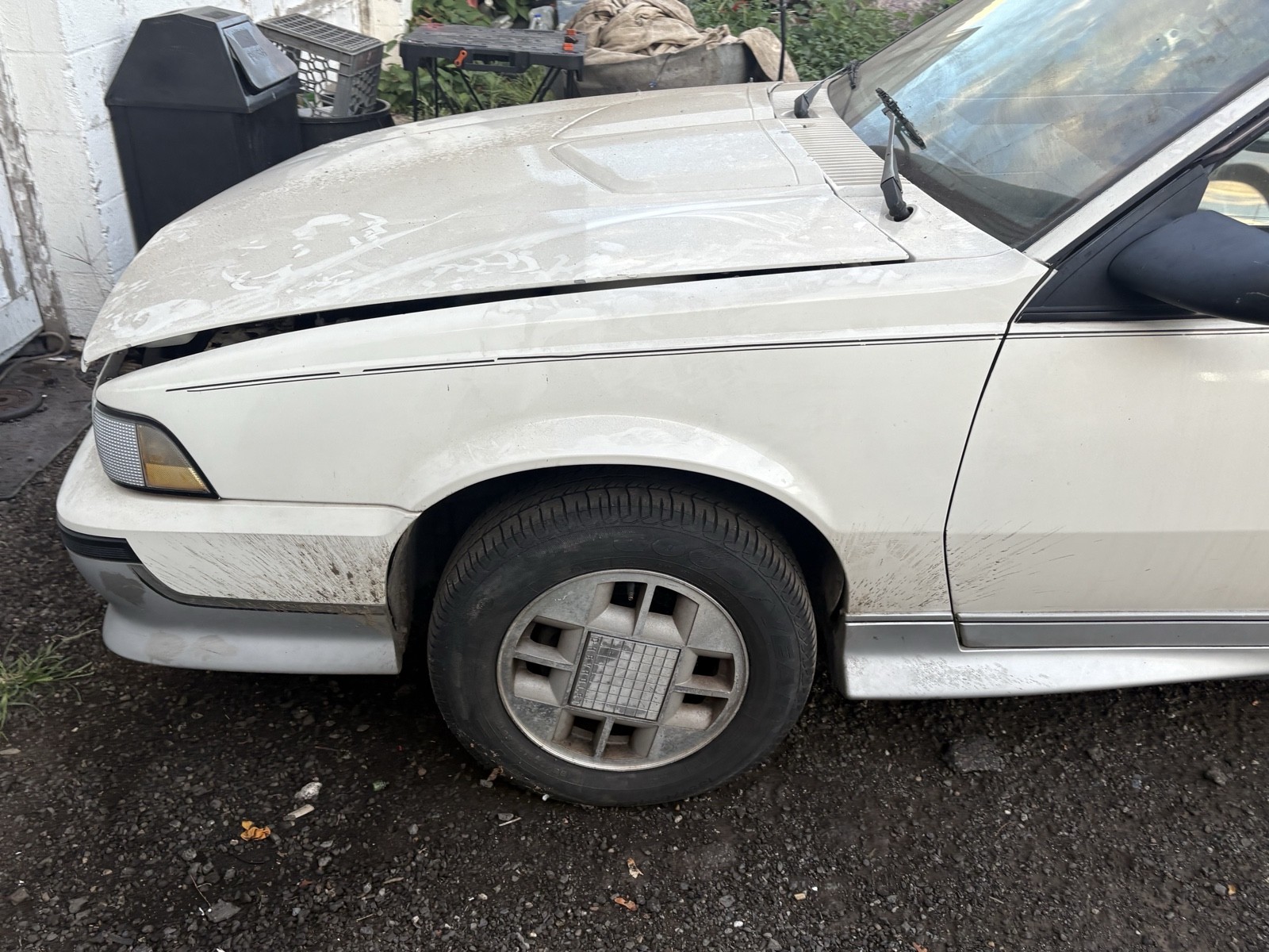 Chevrolet-Cavalier-1989-1