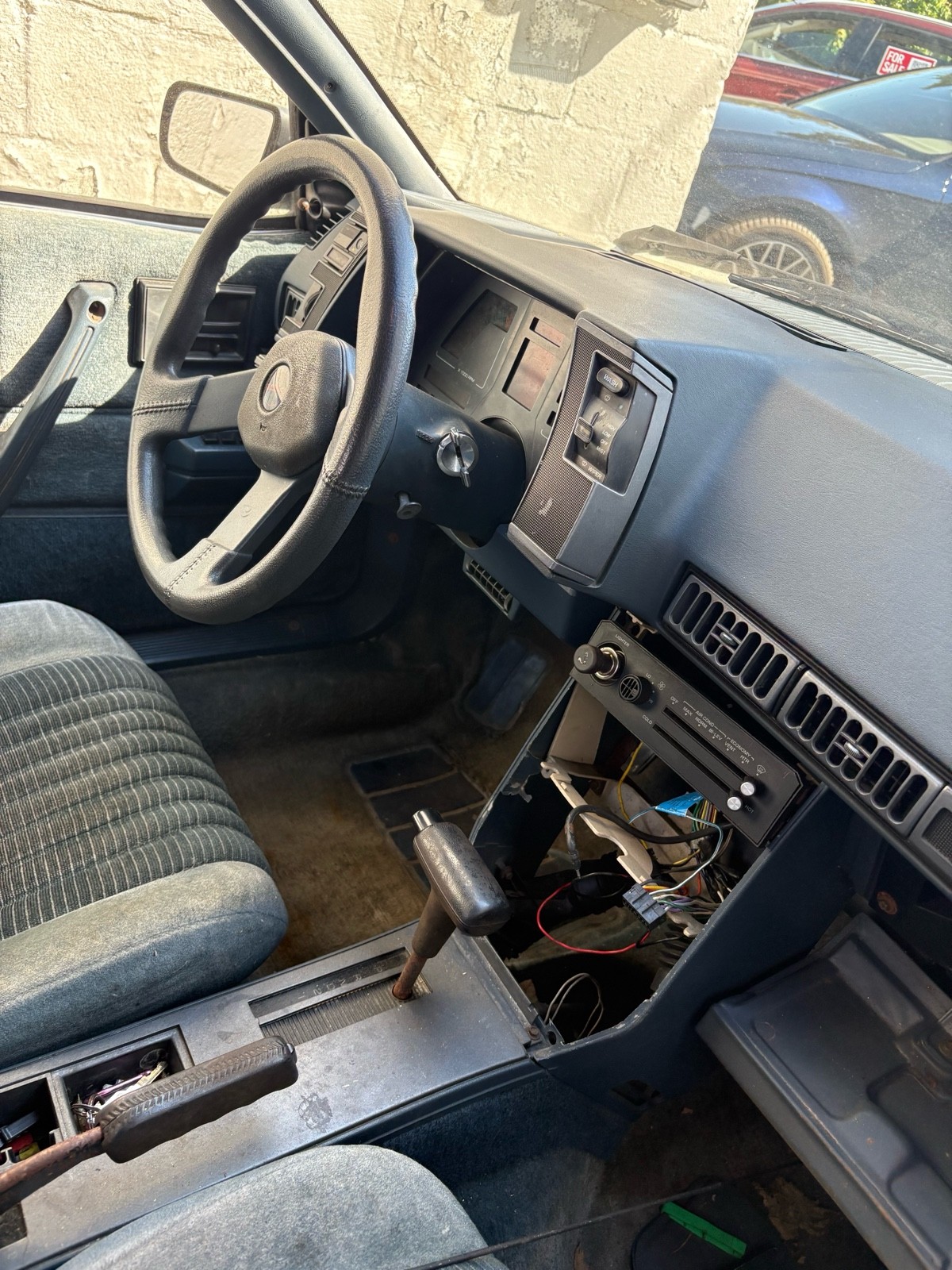 Chevrolet-Cavalier-1989-25