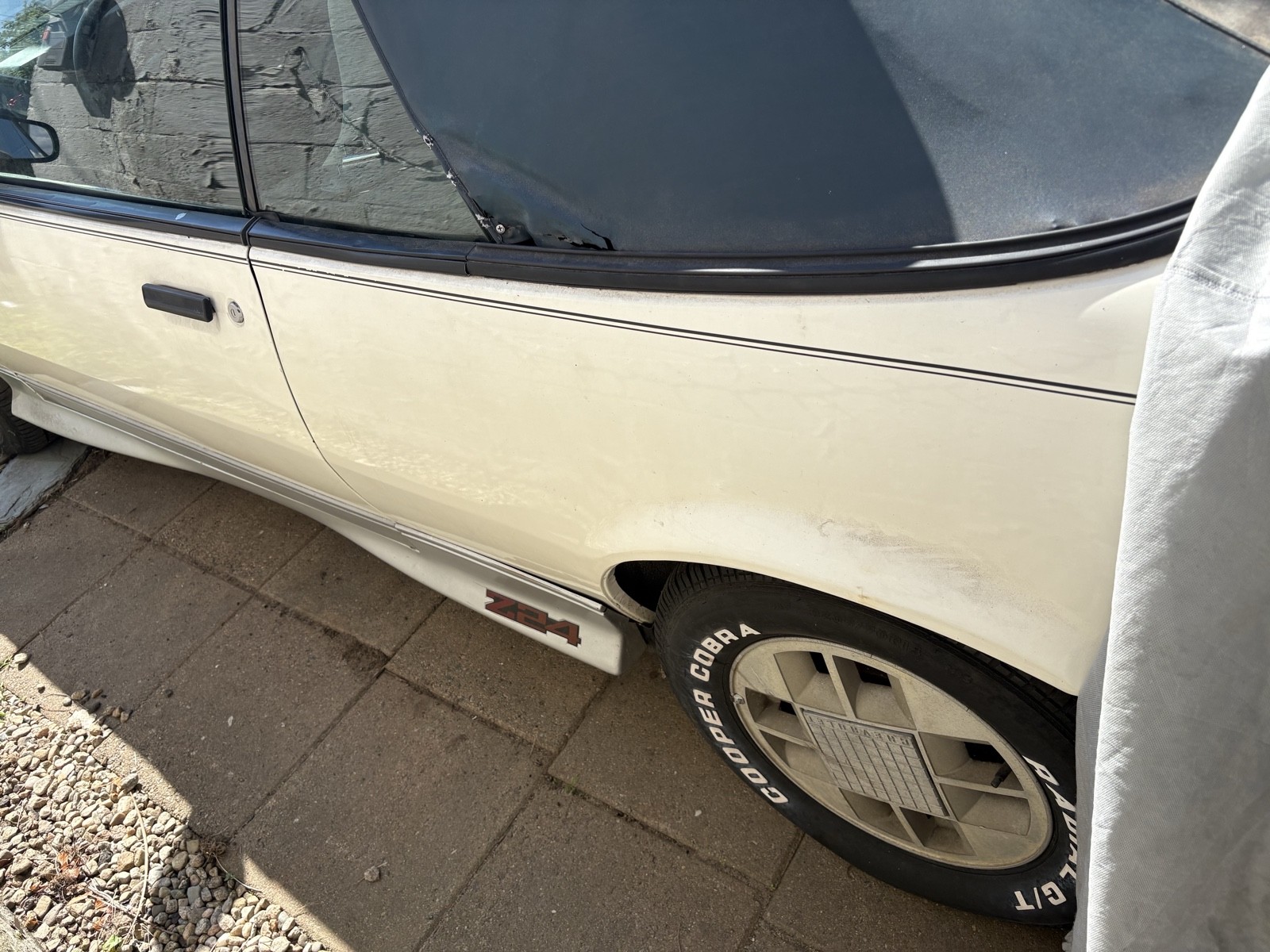 Chevrolet-Cavalier-1989-3