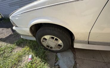 Chevrolet-Cavalier-1989-9
