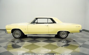 Chevrolet-Chevelle-1964-Butternut-Yellow-Black-14